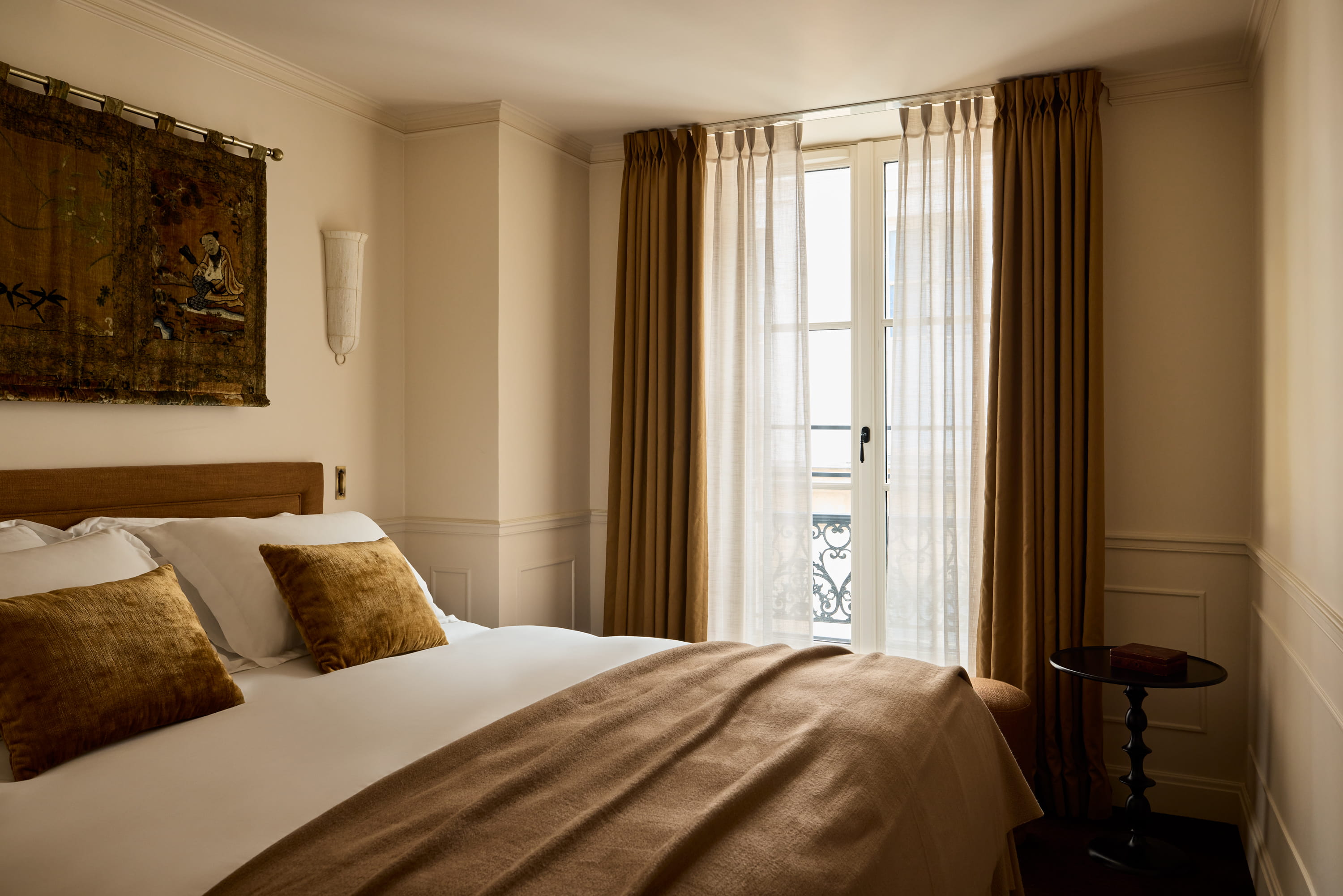 Hôtel L'Opale Noire, projet hôtelier accompagné par SERILEC à Paris